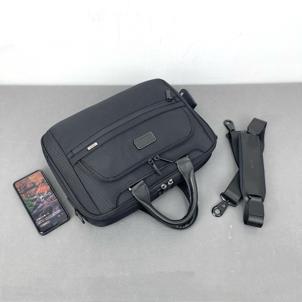 Luksusowa męska torba biznesow – Luxury Bags For Travel recenzja i cena