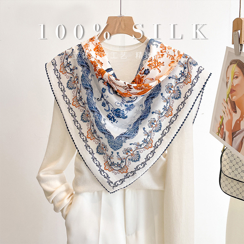 Luksusowy kwadratowy szalik ze – Luxury Bags Duffle recenzja i cena